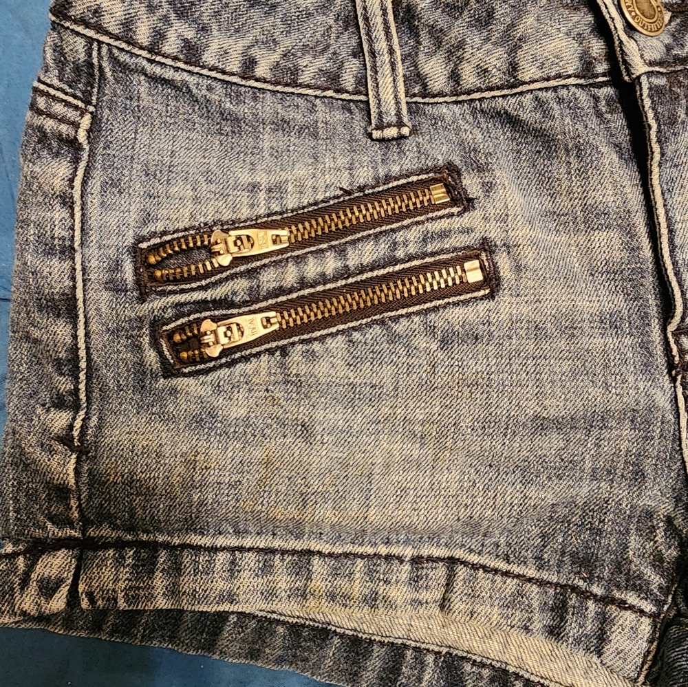Jr size 00 American Eagle short denim shorts